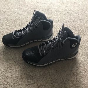 ** SOLD ** Adidas basketball sneaker